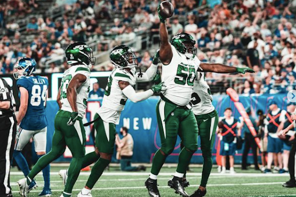 New York Jets-spelare fångar bollen