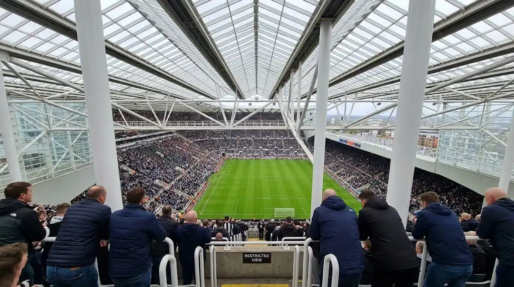 Sämsta Platserna att Sitta på St. James’ Park background image